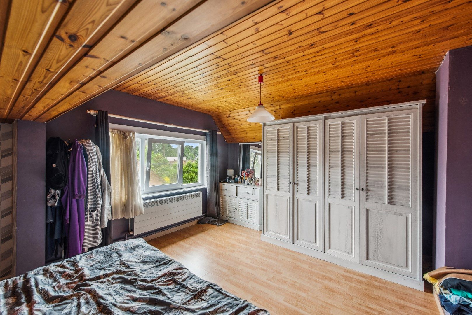 Alleenstaande woning op 14a 42ca met 3 grote slpks en garage foto 19