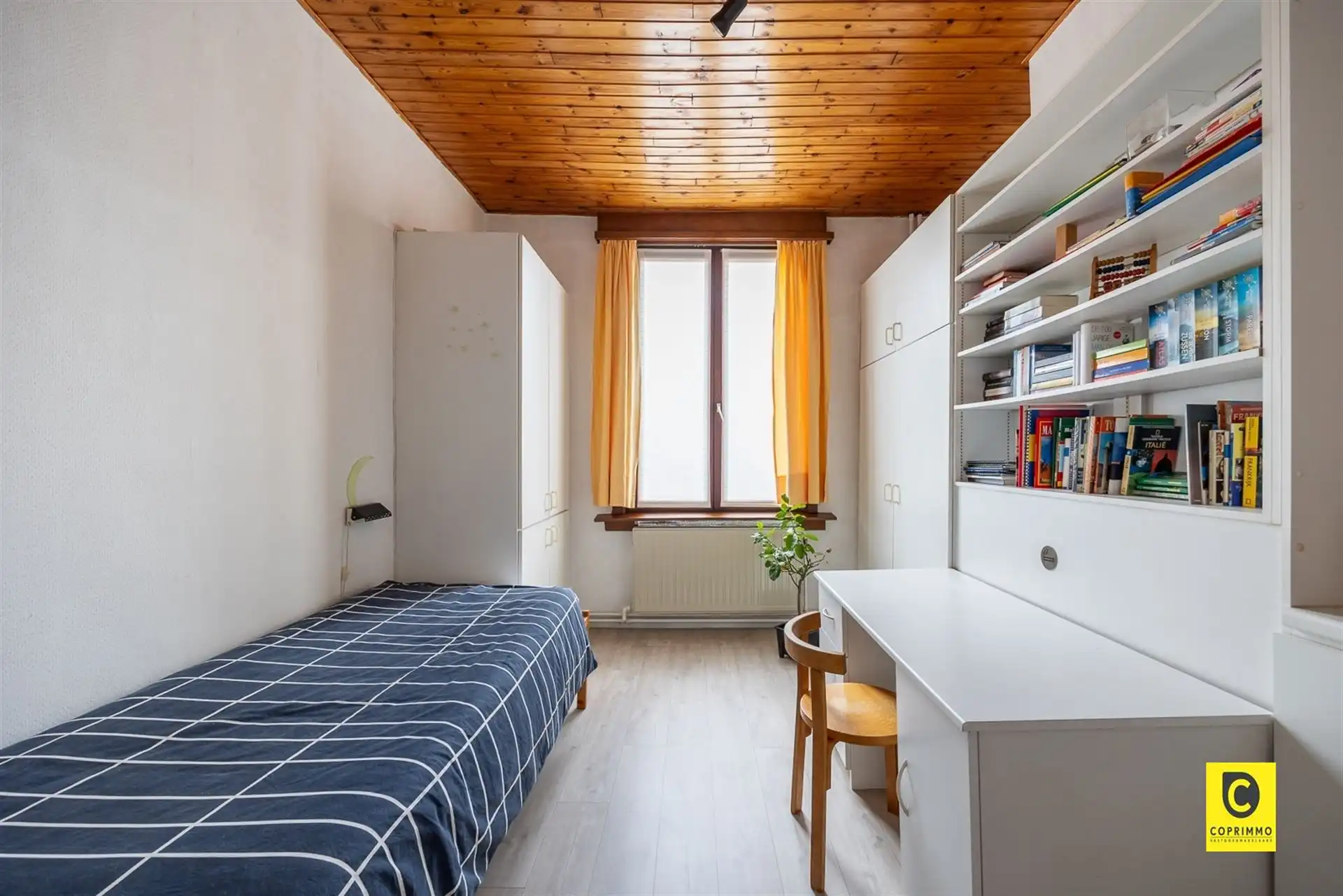 Prachtige herenwoning met 4 à 5 slpks en grote tuin op toplocatie! foto 10