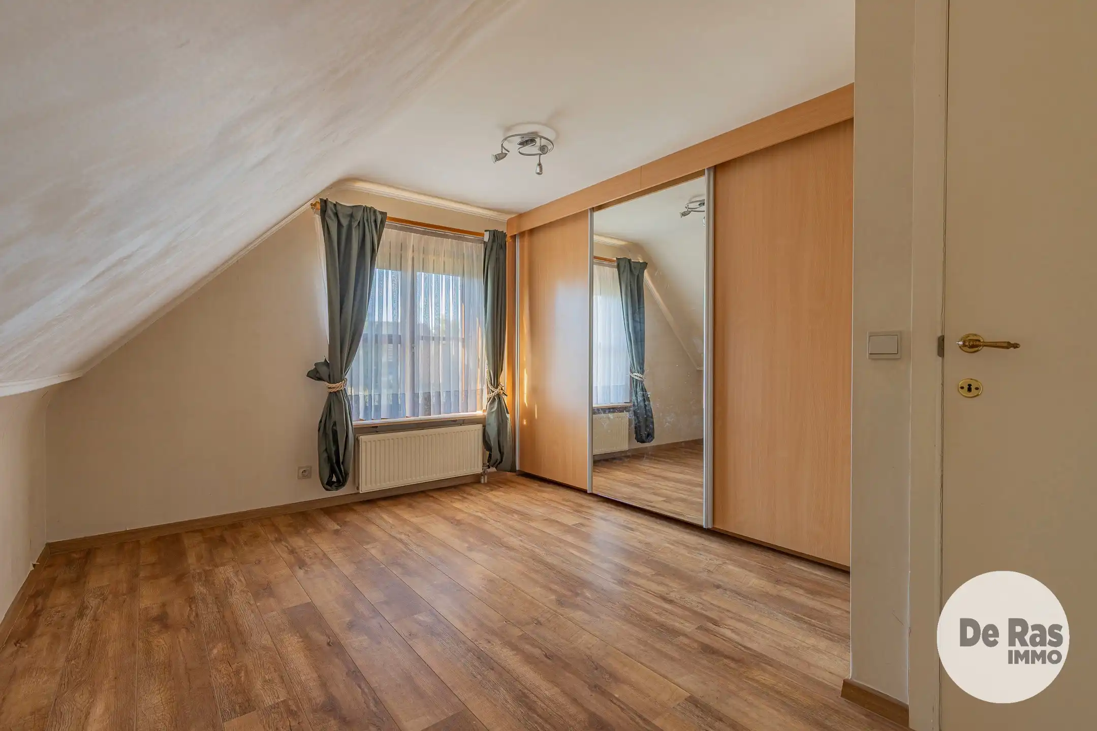 HOFSTADE - Instapklare vrijstaande woning met 3 slaapkamers foto 11