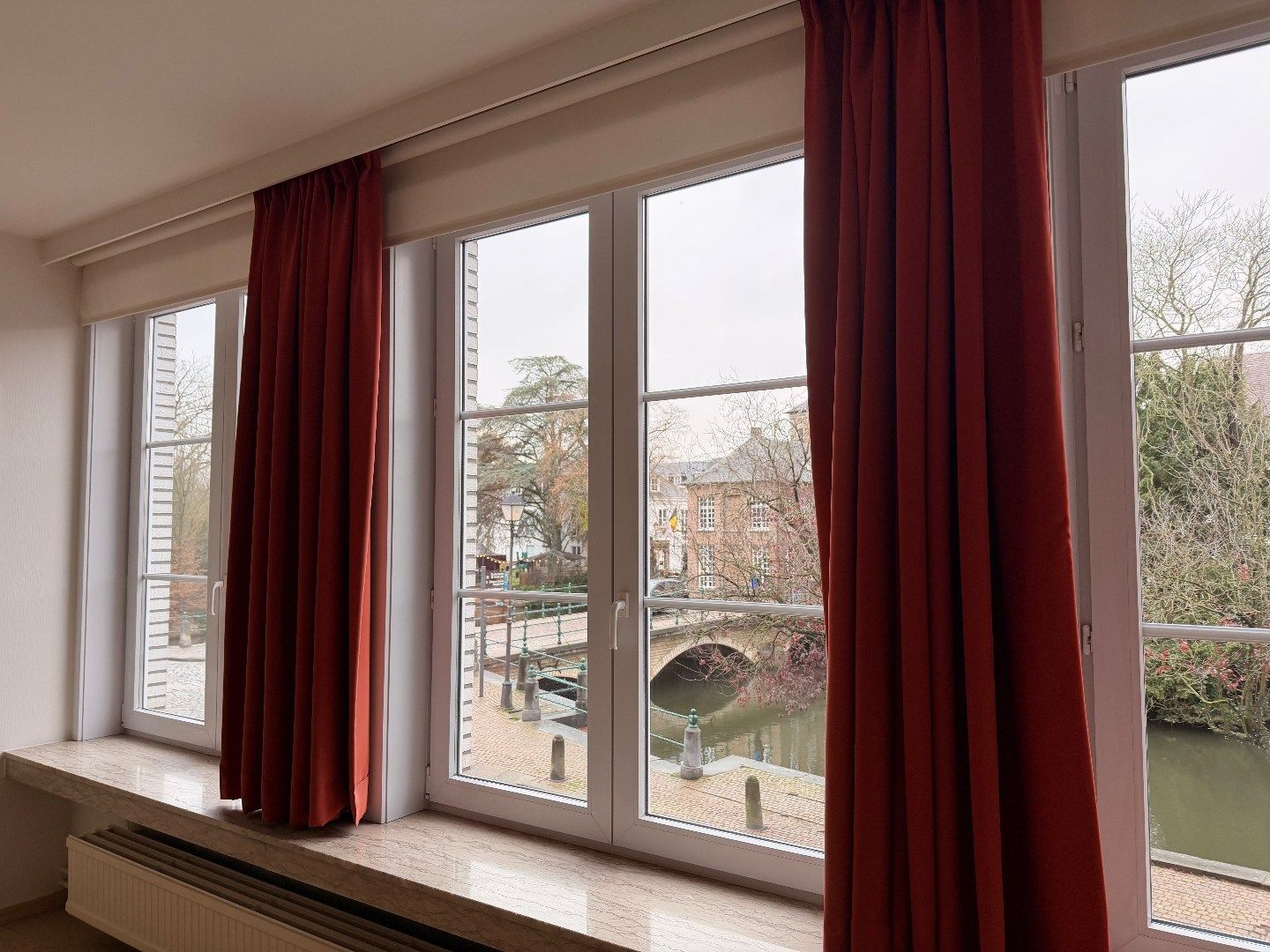 Ruim appartement te huur met 2 slaapkamers op een TOPlocatie te Lier! foto 7