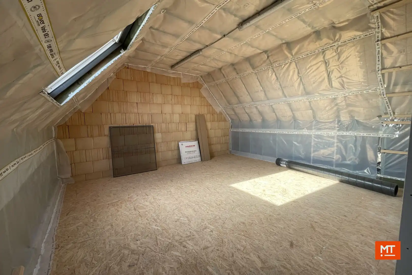 Nieuwbouwwoning te huur met 3 ruime slaapkamers en carport foto 13