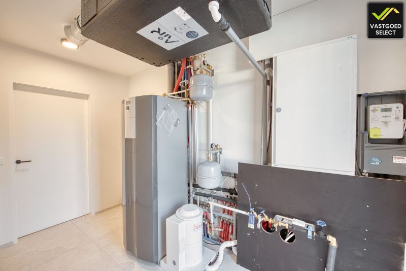 Nieuwbouwwoning met EPC A+ en klimaatplafonds in de Burgemeester Van de Keerestraat foto 12