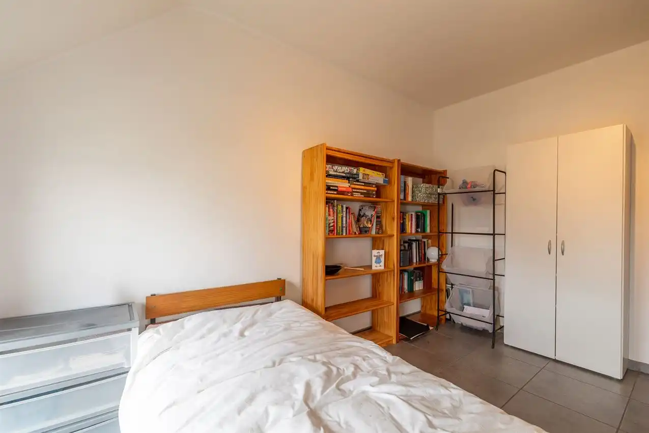 Appartement met 2 slpk., terras en ondergrondse autostaanplaats foto 18