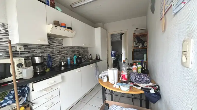 Comfortabel 2-slaapkamerappartement met GARAGE te koop in Sint-Michiels Brugge foto 3