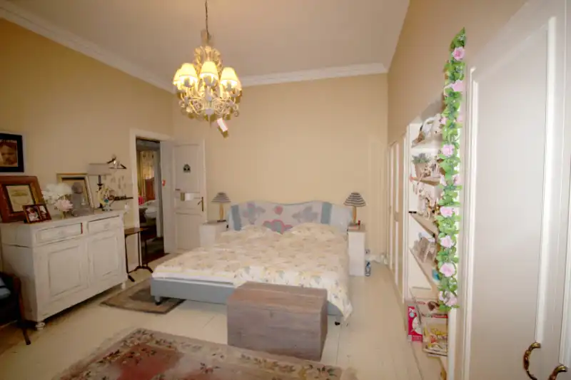 Karaktervolle herenwoning met zonnige tuin foto 29