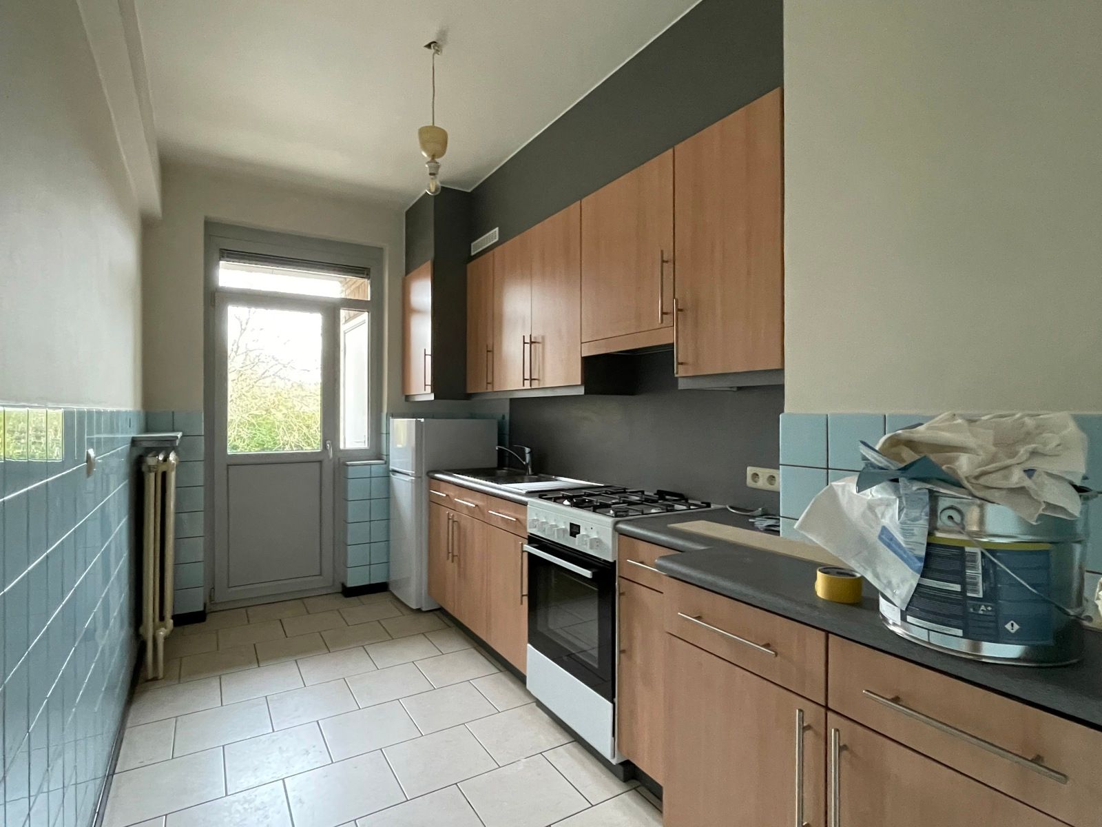 Ruim appartement 2 kamers en garage foto 3