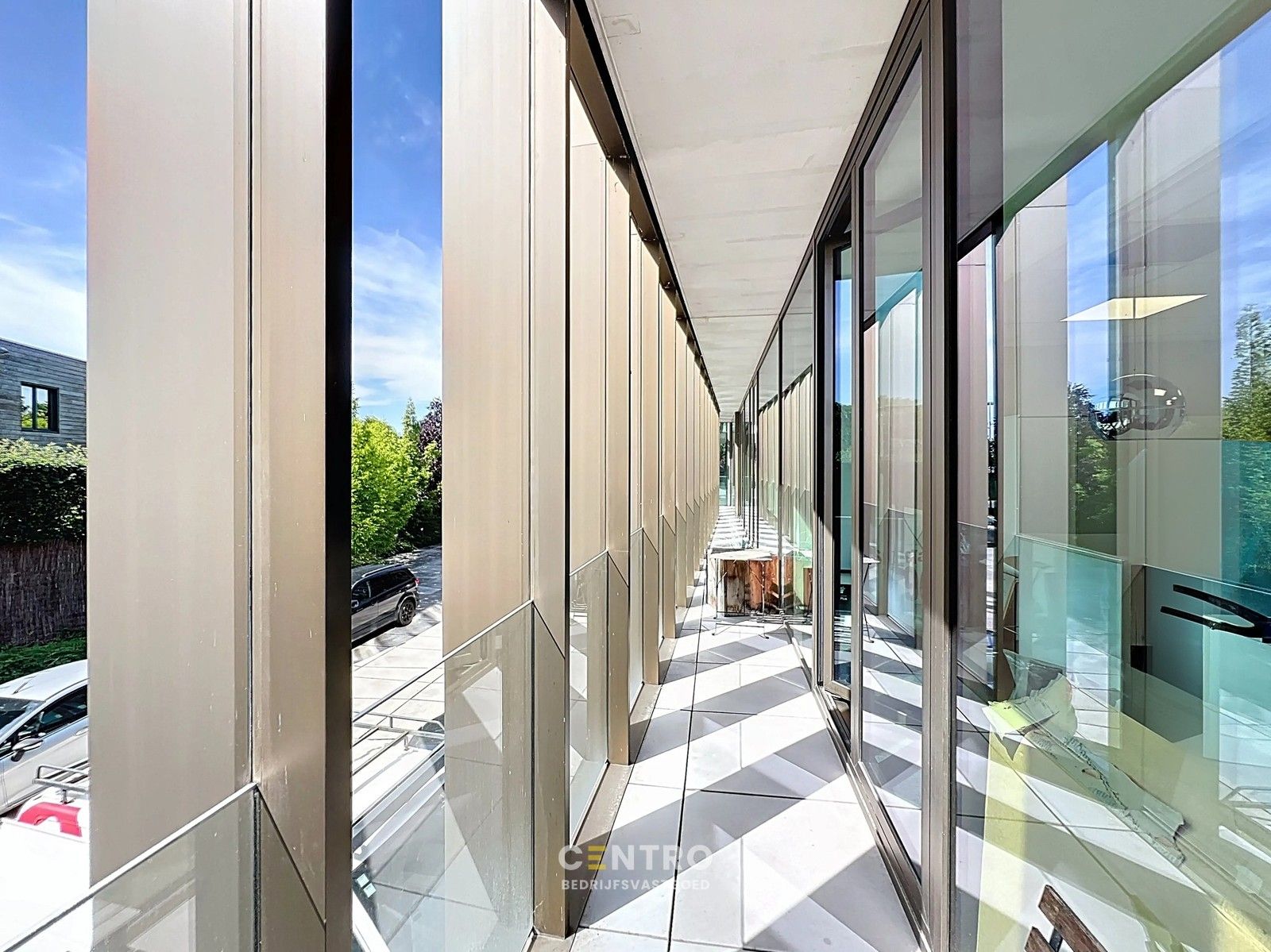 Instapklare kantoorruimte 175 m² TE HUUR in prestigieus D-One gebouw – Kortrijk. foto 8