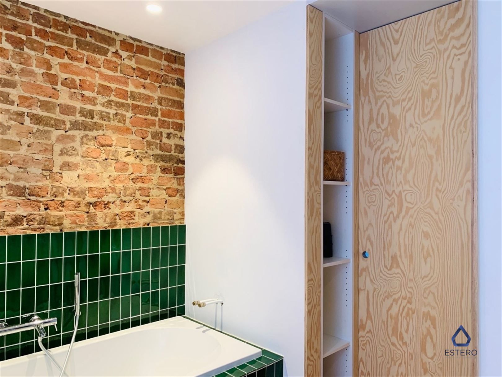 Architecturale topper in doodlopende straat foto 21