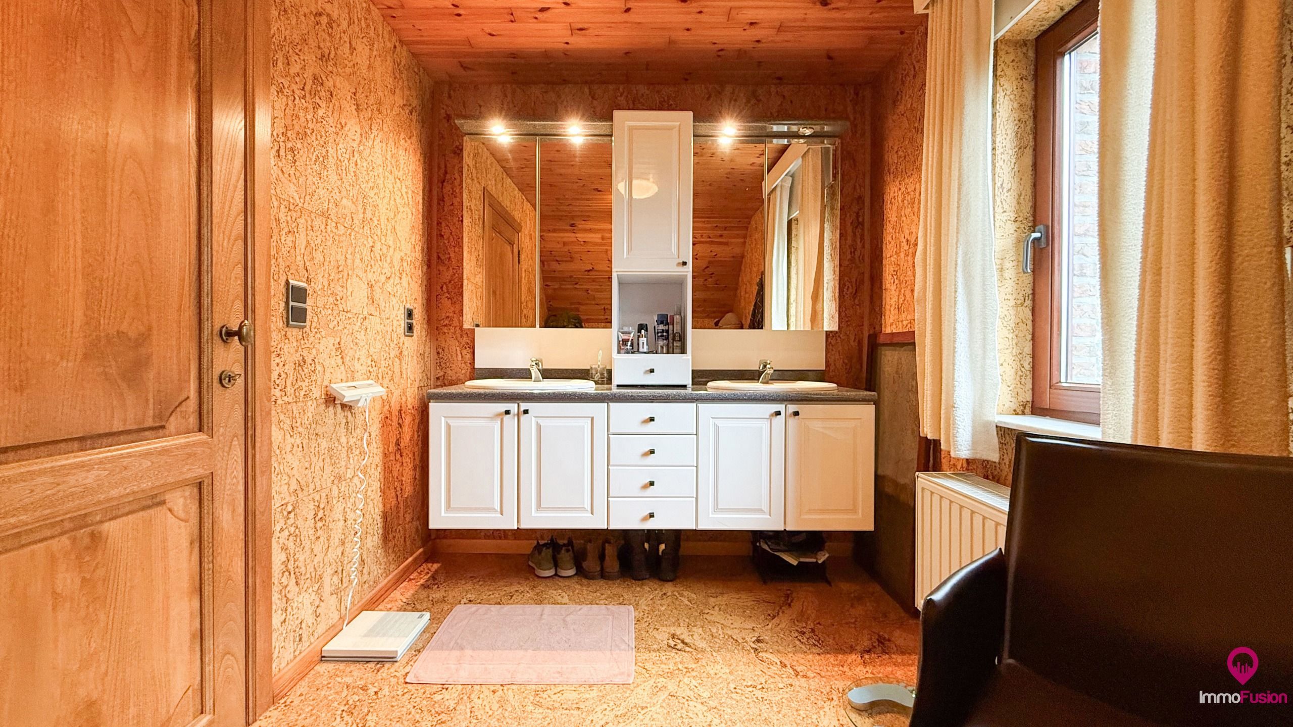 Landelijke gezinswoning met houthaard, tuin + rustige ligging! foto 24