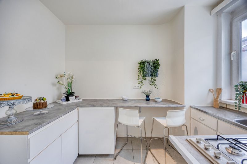 Charmant appartement te koop in Sint-Amandsberg foto 5