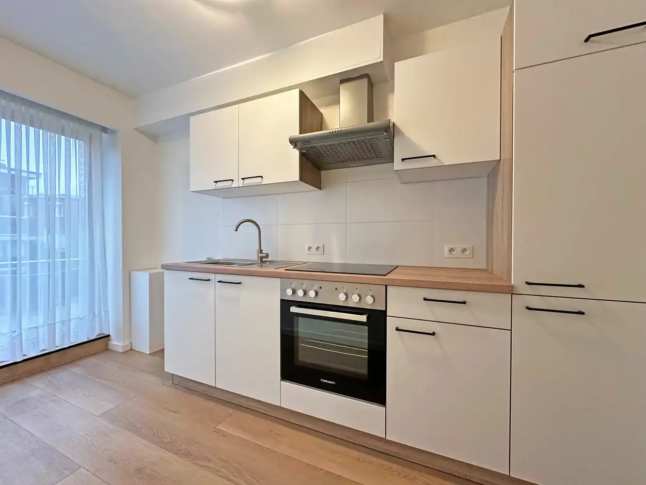 Leuk appartement met 2 slaapkamers en terras in Deurne! foto 4