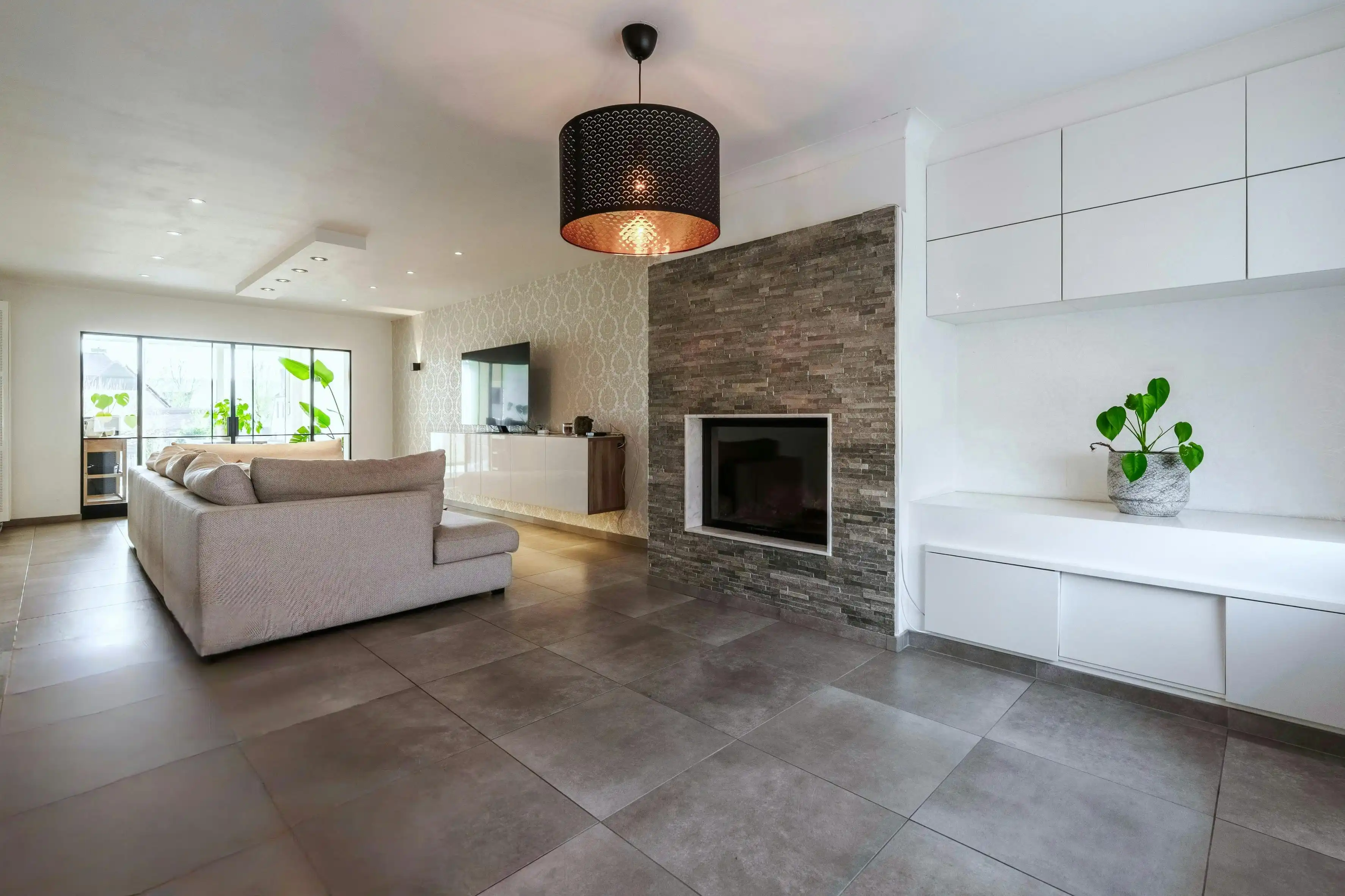 Kwalitatief huis te koop met 5 slaapkamers en garage in Ieper  foto 4