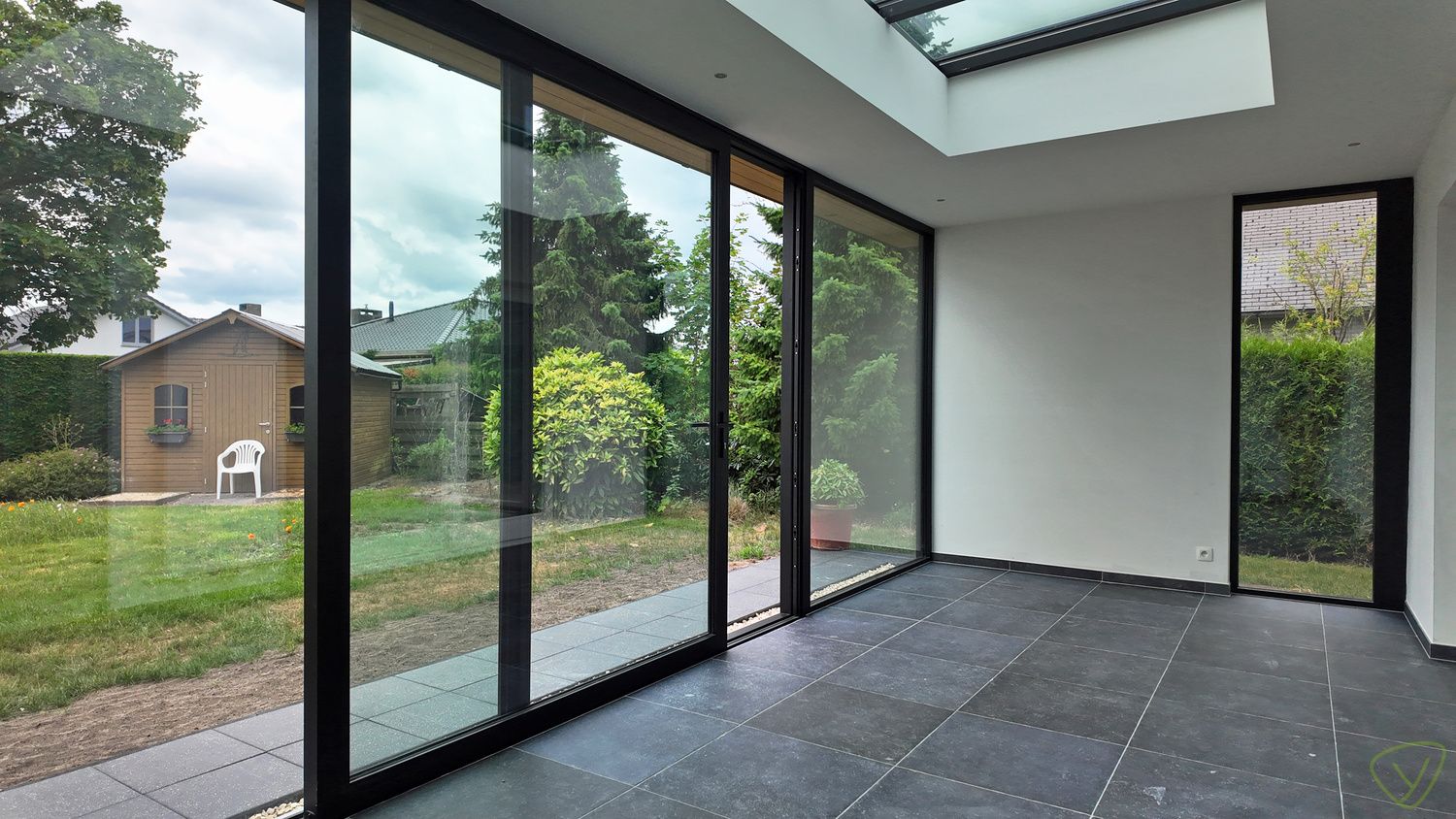 Ruime alleenstaande woning in een rustige buurt met grote tuin! foto 16