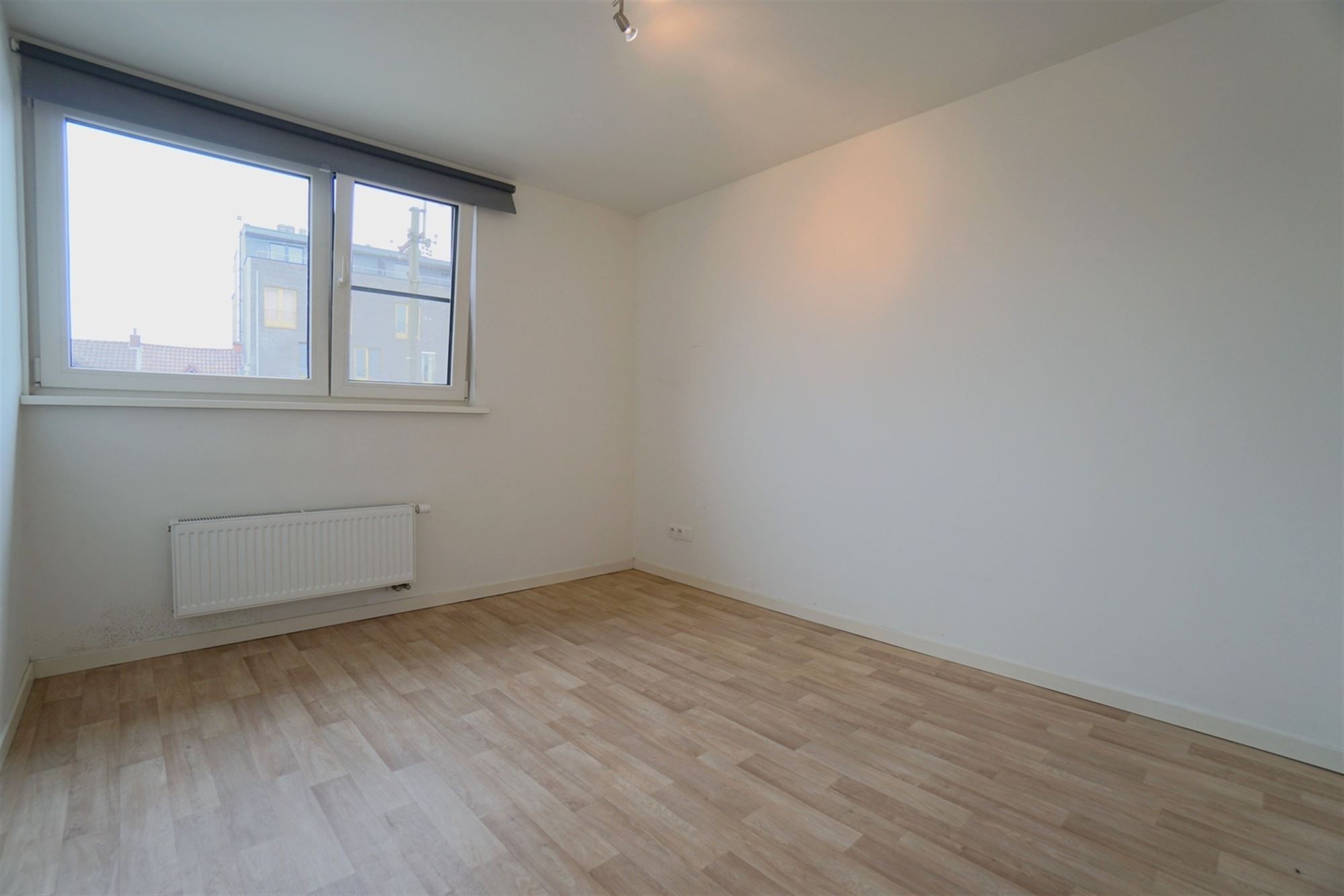 Duplex appartement met 2 slaapkamers en garage op uitstekende locatie foto 10