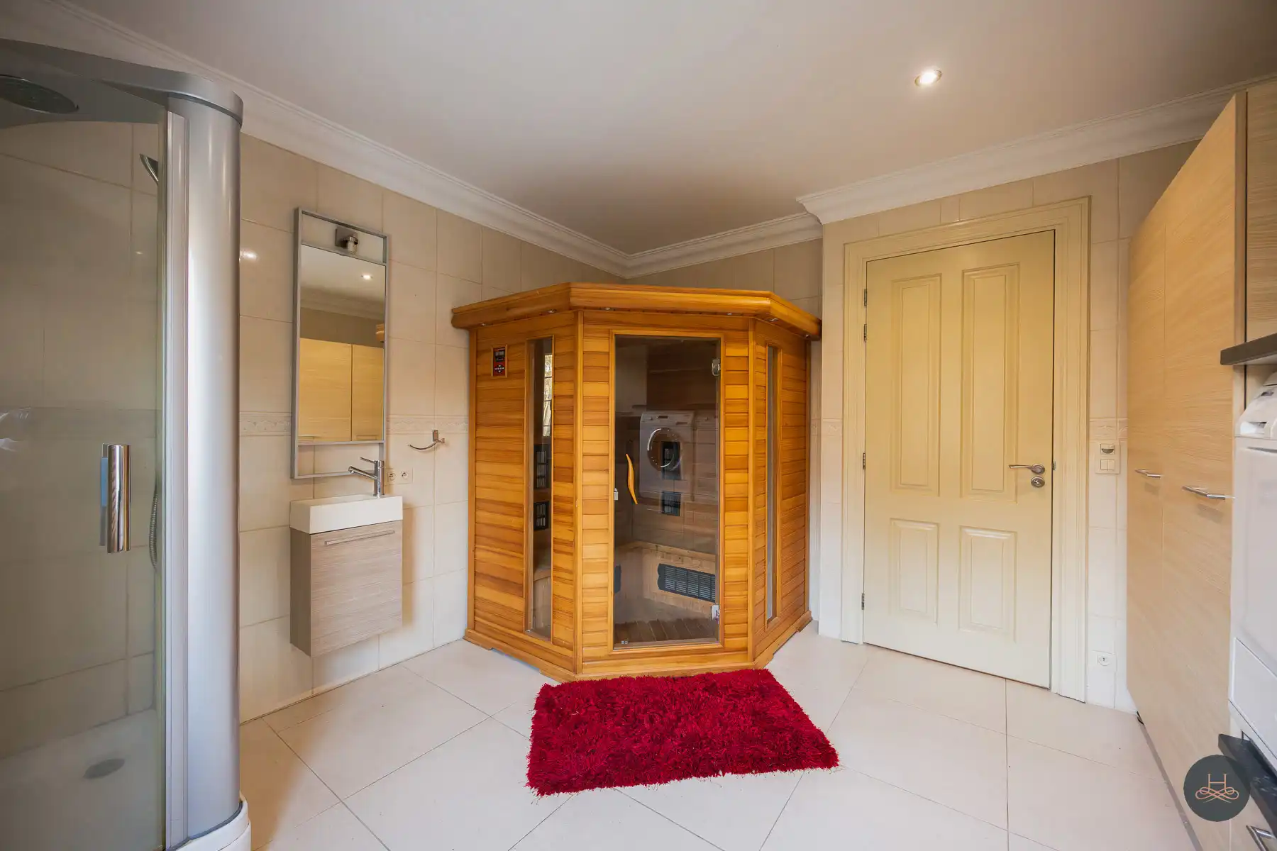 Riante villa op toplocatie in het groen met privé-bos foto 19