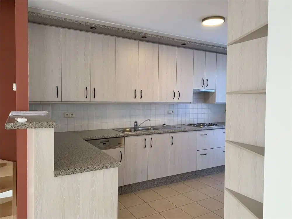 Lichtrijk appartement met 2 slaapkamers te Torhout (Don Bosco) foto 5