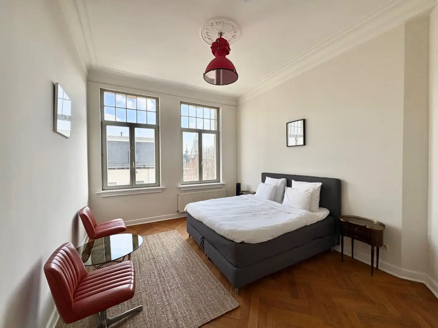 Stijlvol 2-slaapkamerappartement op wandelafstand van Centraal Station foto 7