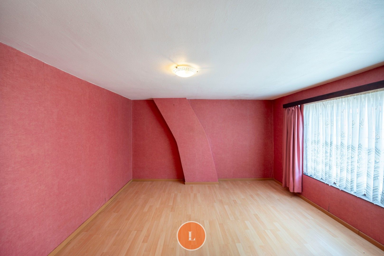 Te renoveren woning in Wervik te koop foto 9