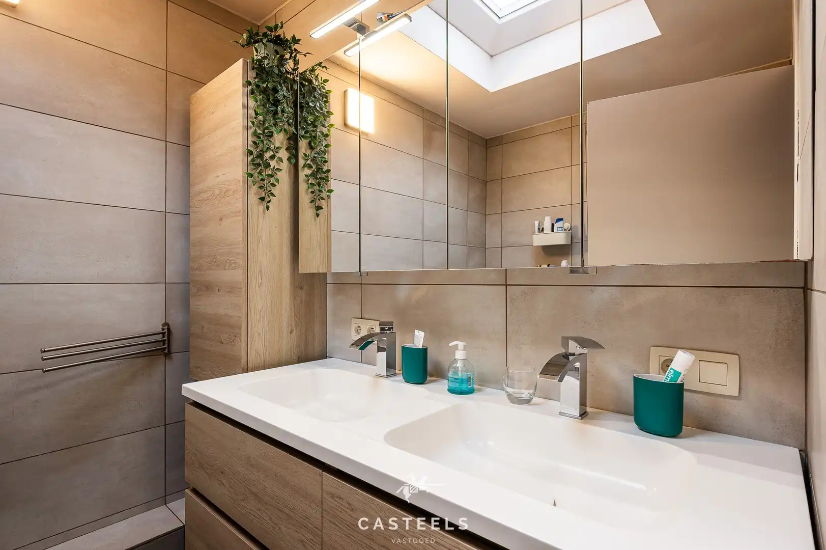 Instapklare gezinswoning met 4 slpks en bureel te Merelbeke foto 10