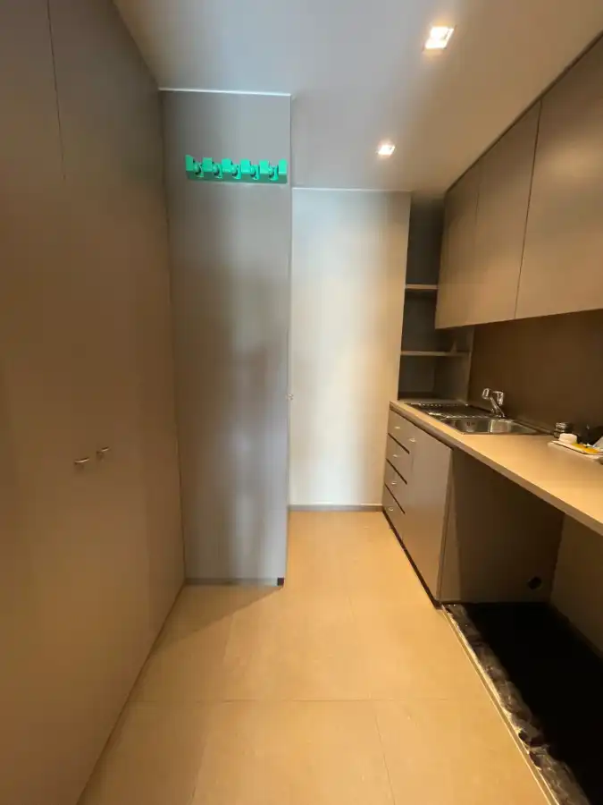 LUXE APPARTEMENT + zeer riant zongericht terras, dubbele garage & (wijn)kelder foto 41