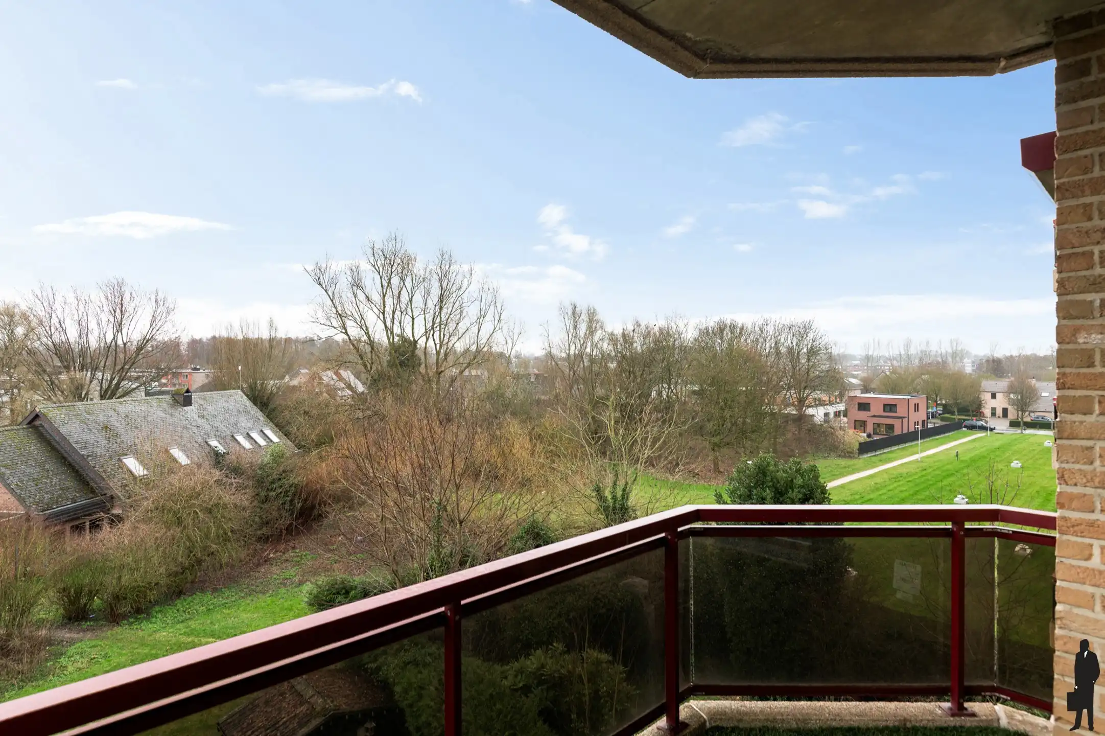 Ruim appartement met 2 slpks, 2 terrassen en staanplaats foto 15