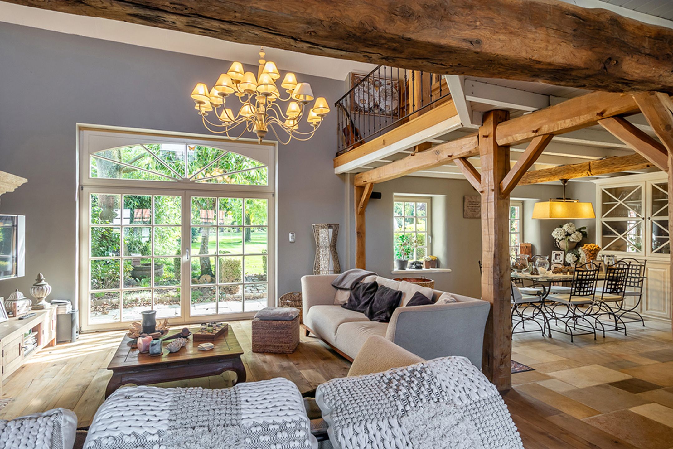 Gerestaureerde vierkantshoeve met B&B op 80 are grond foto 25