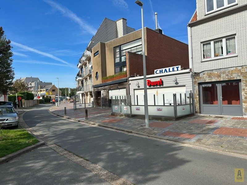 Ruime winkel op commerciële ligging met mogelijkheid tot zonnig terras! foto 3