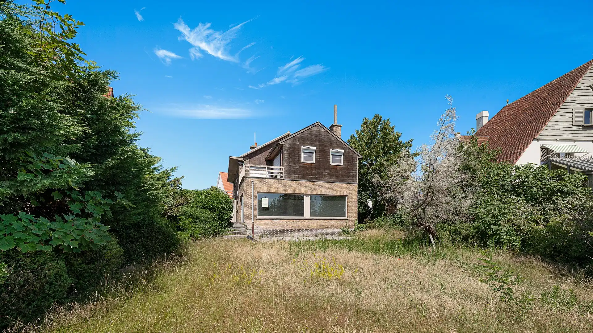 Te renoveren villa met frontaal zicht op het Zegemeer Knokke. foto 5