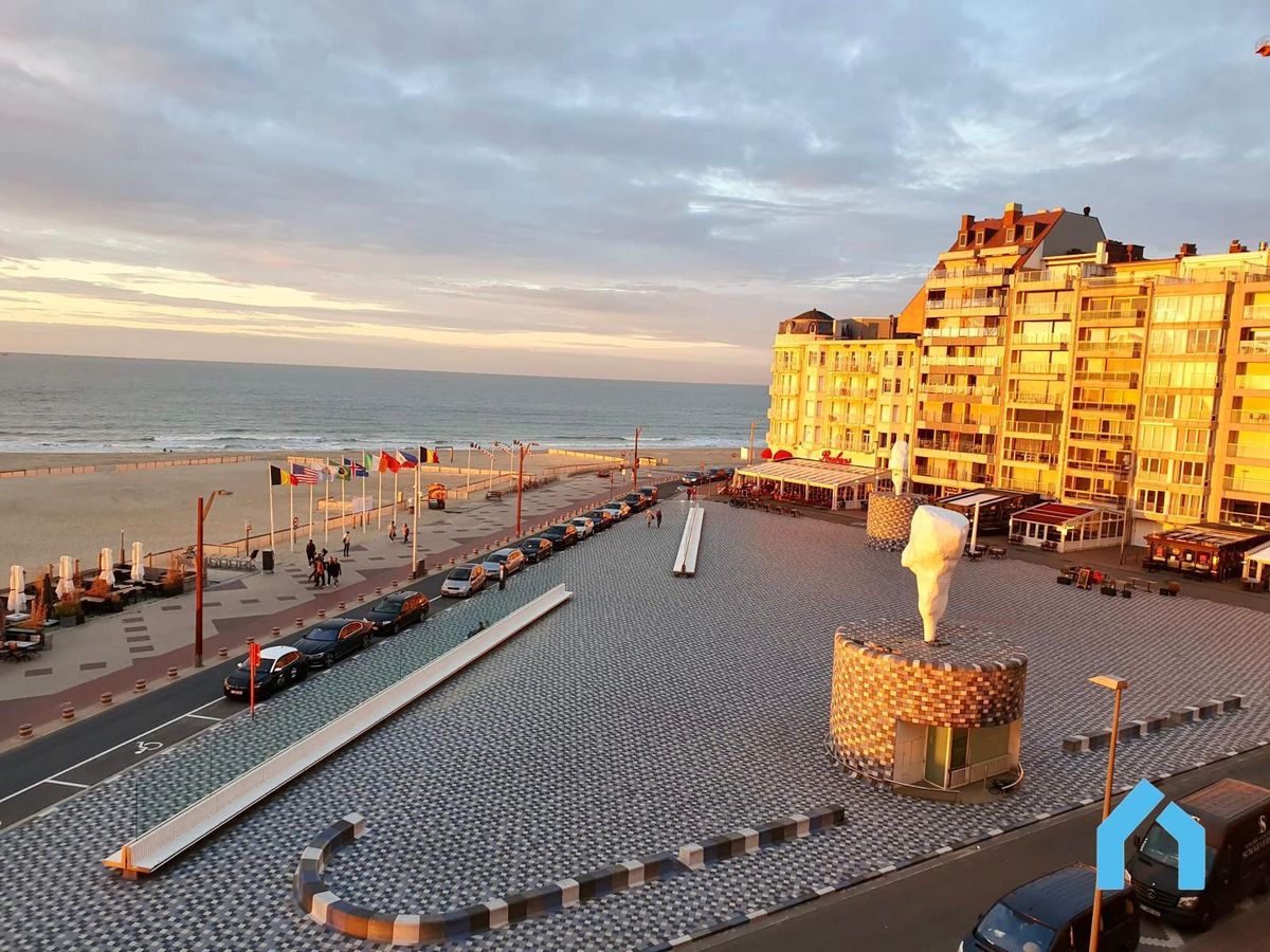 Ruim appartement te huur met uniek zicht op het Rubensplein foto 7