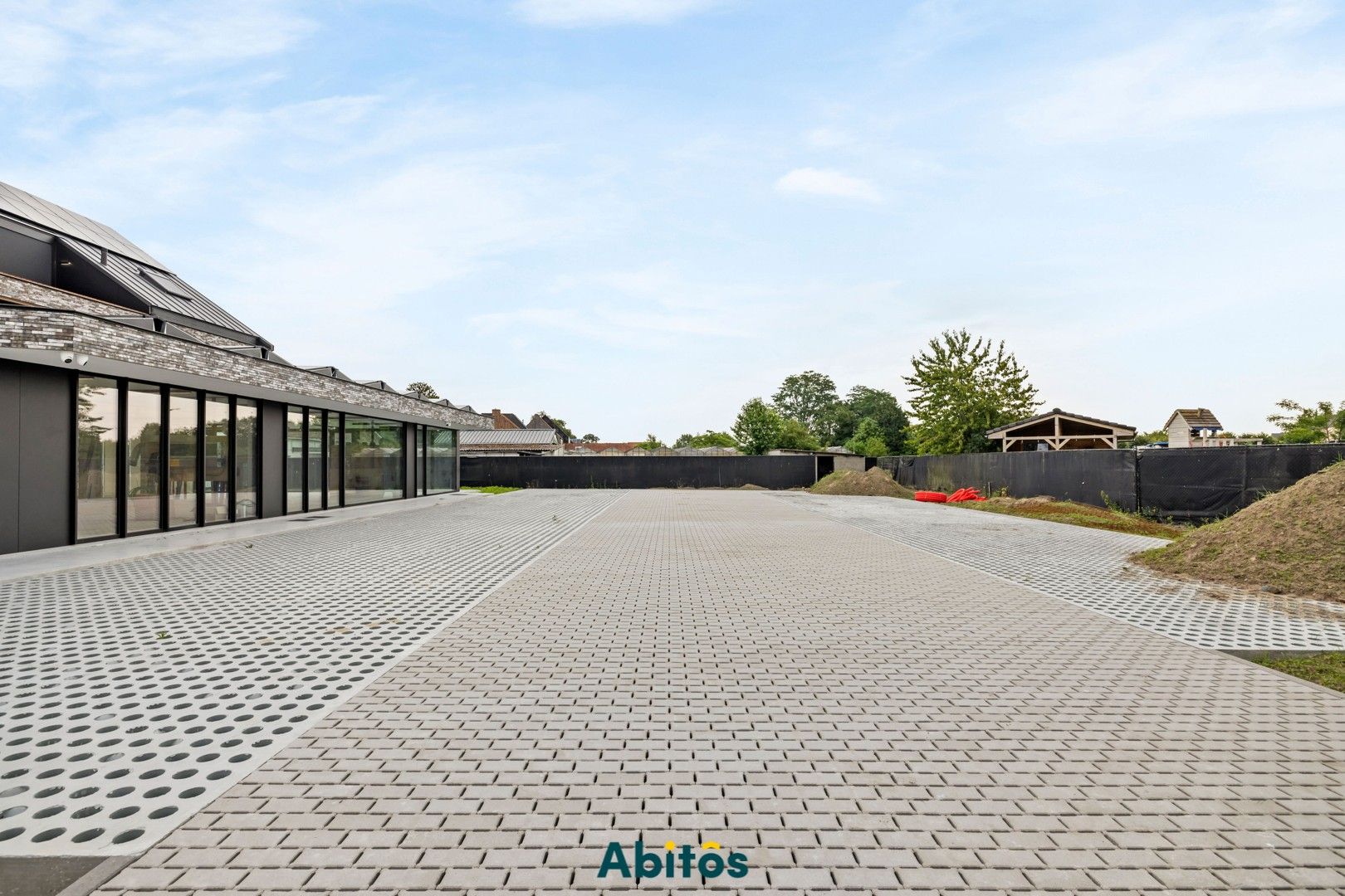 Commerciële ruimte met uitstekende visibiliteit en bereikbaarheid foto 25