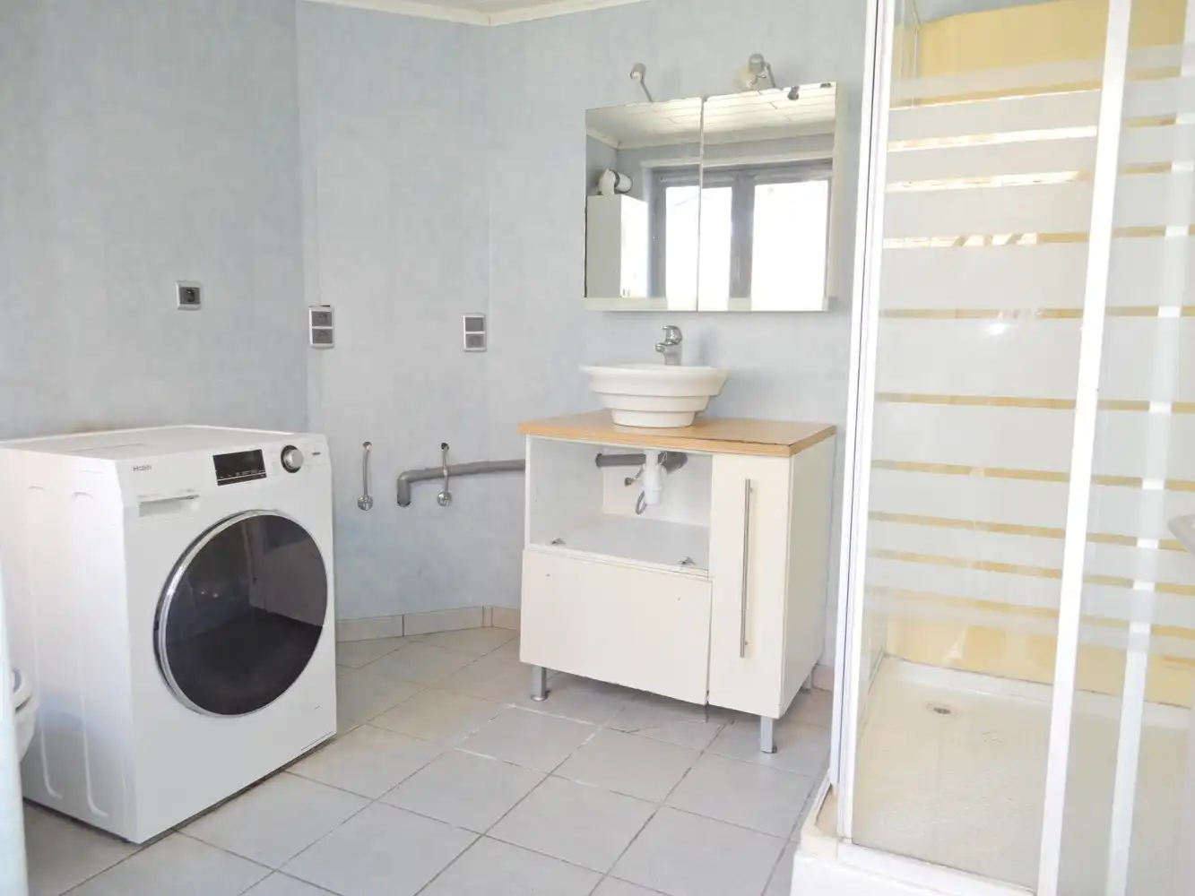 Halfopen woning te Ingelmunster. foto 8