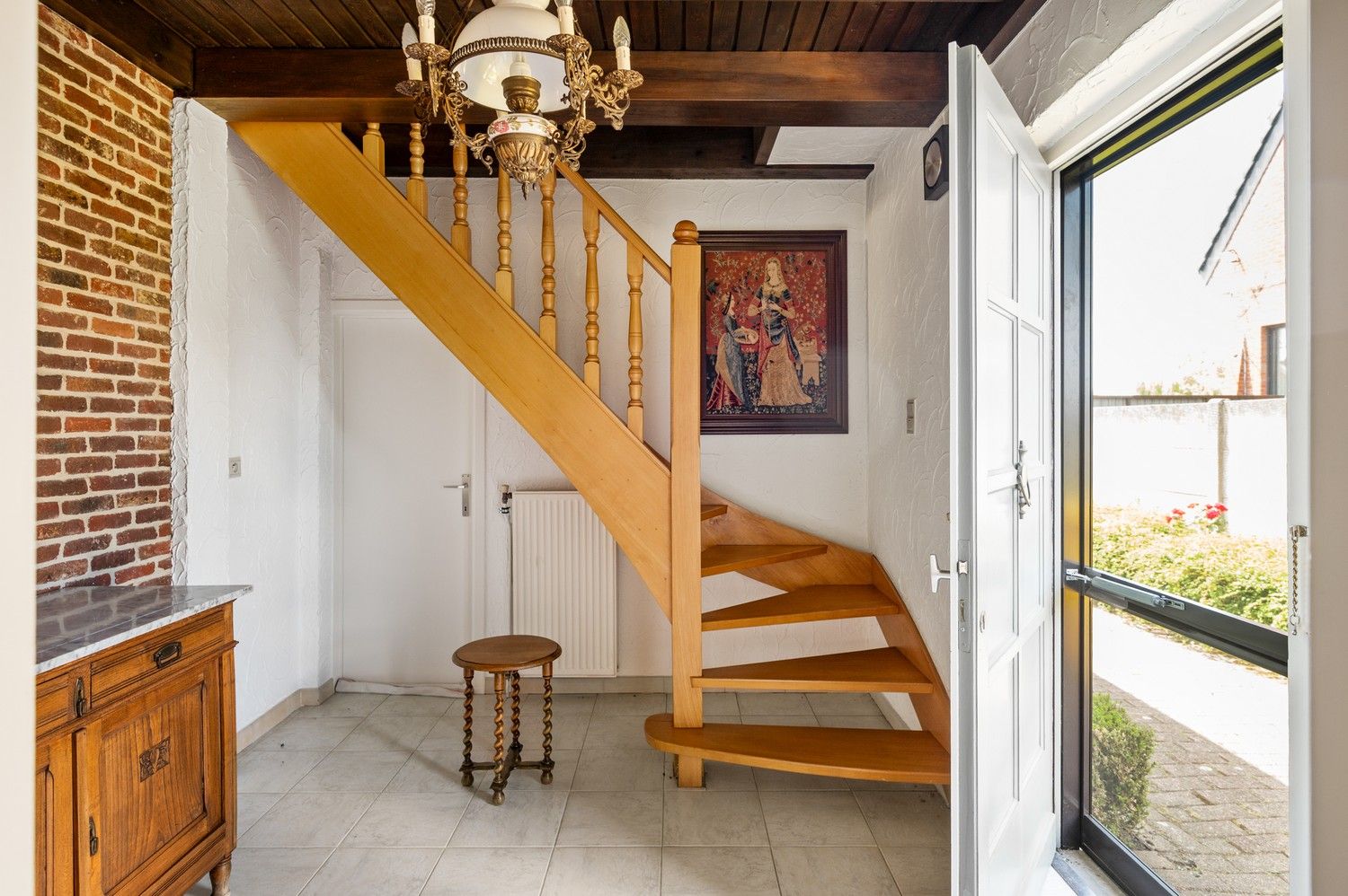 Gunstig gelegen woning met ruime tuin en bijzonder veel potentieel te Lier foto 14