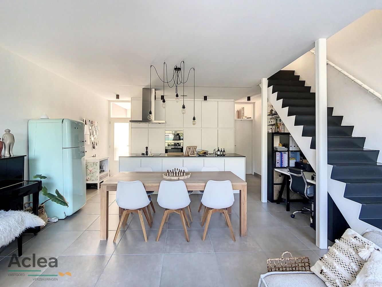 Ruime gezinswoning met 3 slpk + garage foto 12