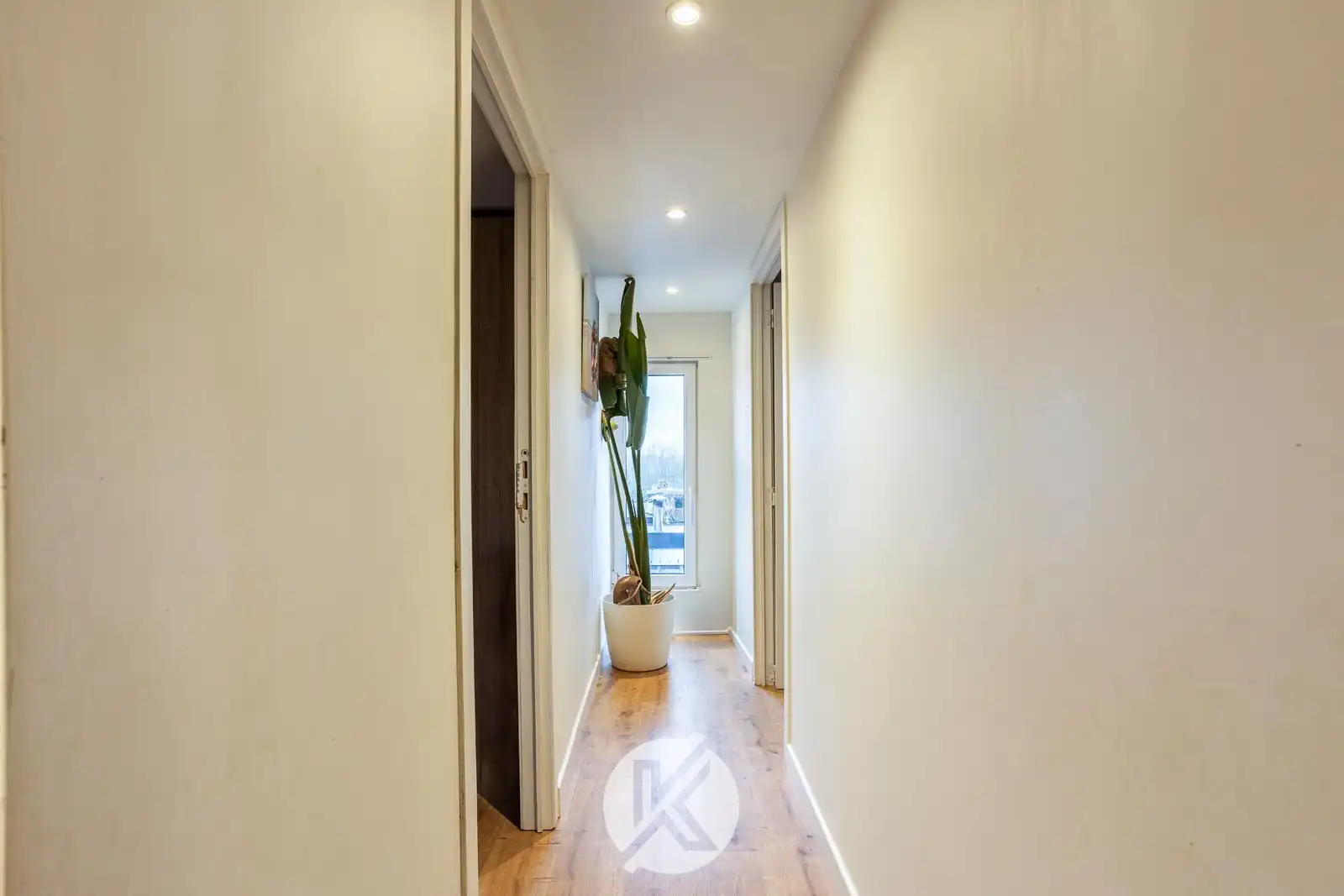 Instapklare gezinswoning met 5 slaapkamers foto 23