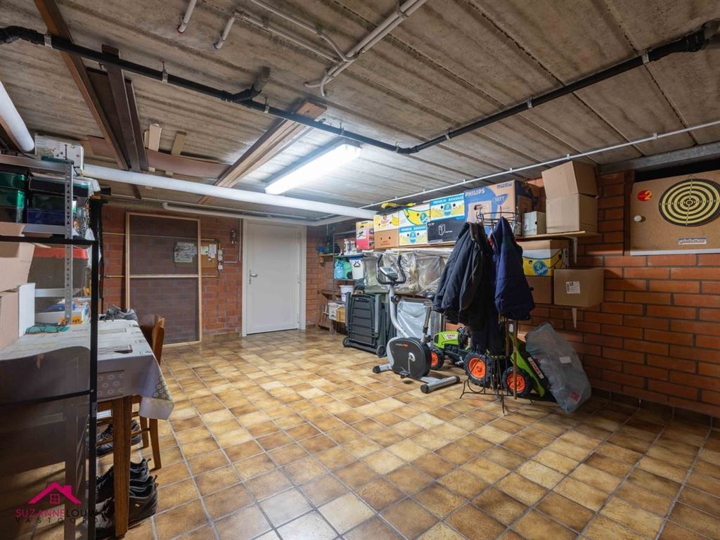 Zeer goed onderhouden, vrijstaande en gelijkvloerse woning foto 39