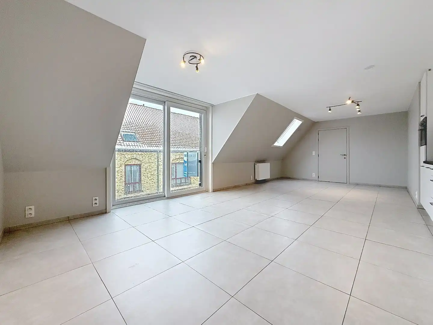 Energiezuinig, instapklaar appartement met 2 slaapkamers foto 4