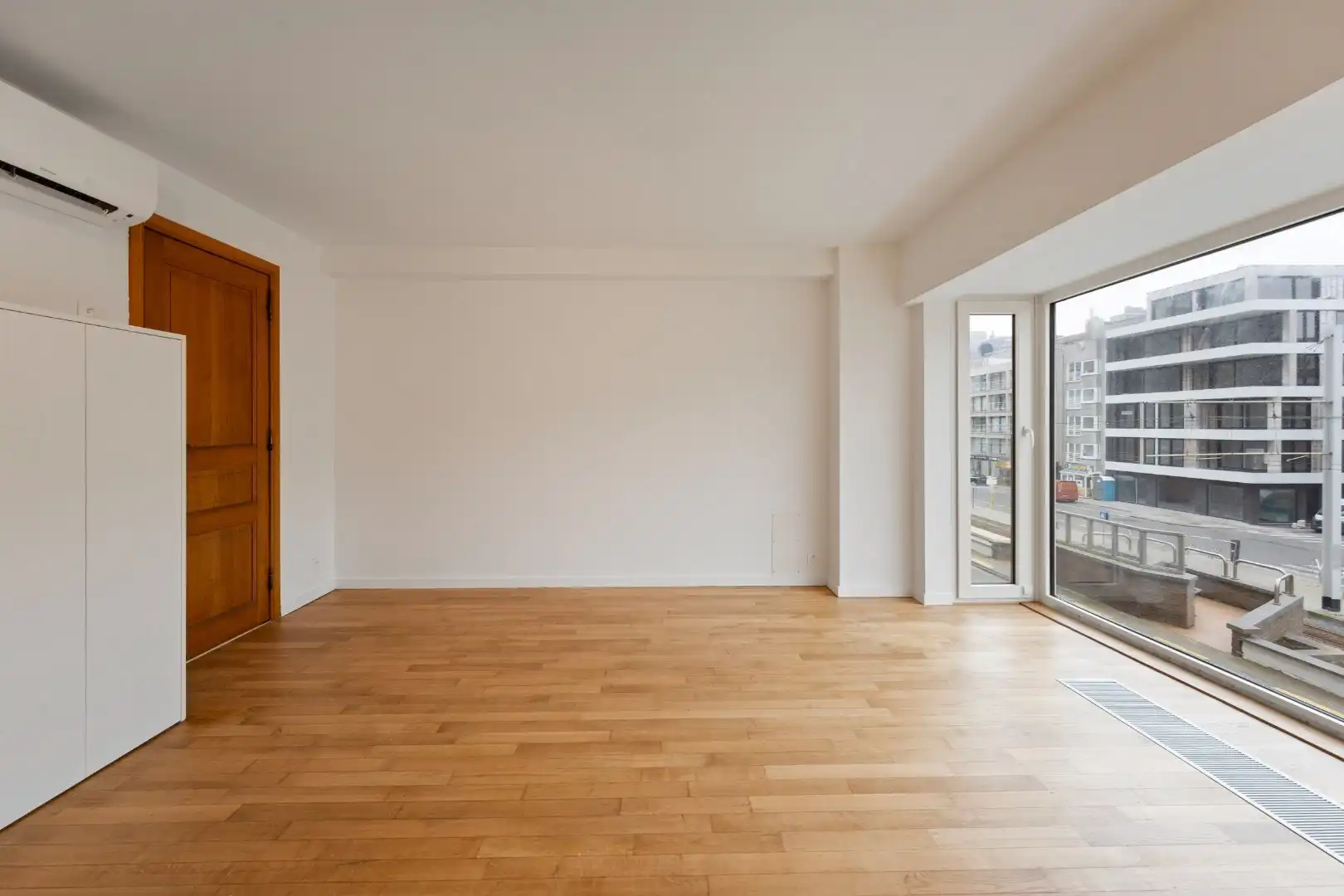 Energiezuinige, volledig gerenoveerde woning te huur op toplocatie in Wenduine! foto 2