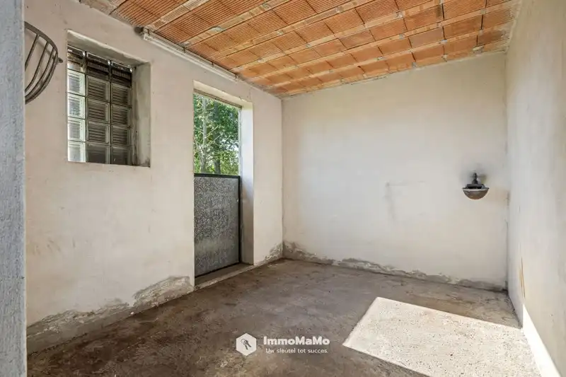 UNIEKE VILLA MET BINNENZWEMBAD EN PAARDENSTALLEN OP EEN TOPLOCATIE TE KOOP IN MENDONK (GENT) foto 51