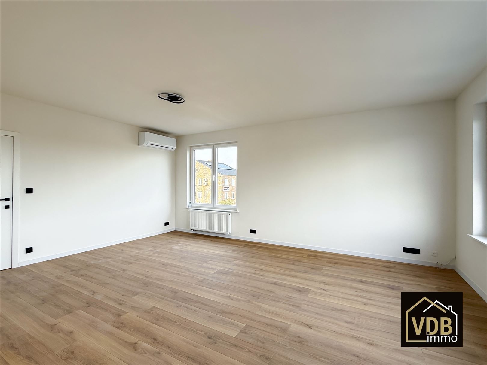 GERENOVEERD APPARTEMENT - 2 SLAAPKAMERS foto 5