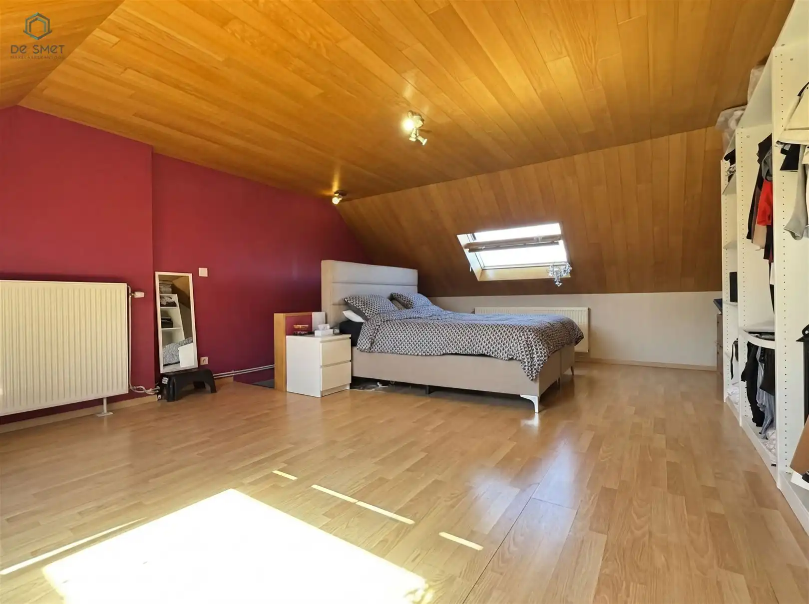 RUIME WONING MET 3 SLKS EN ZUIDGERICHTE TUIN foto 17