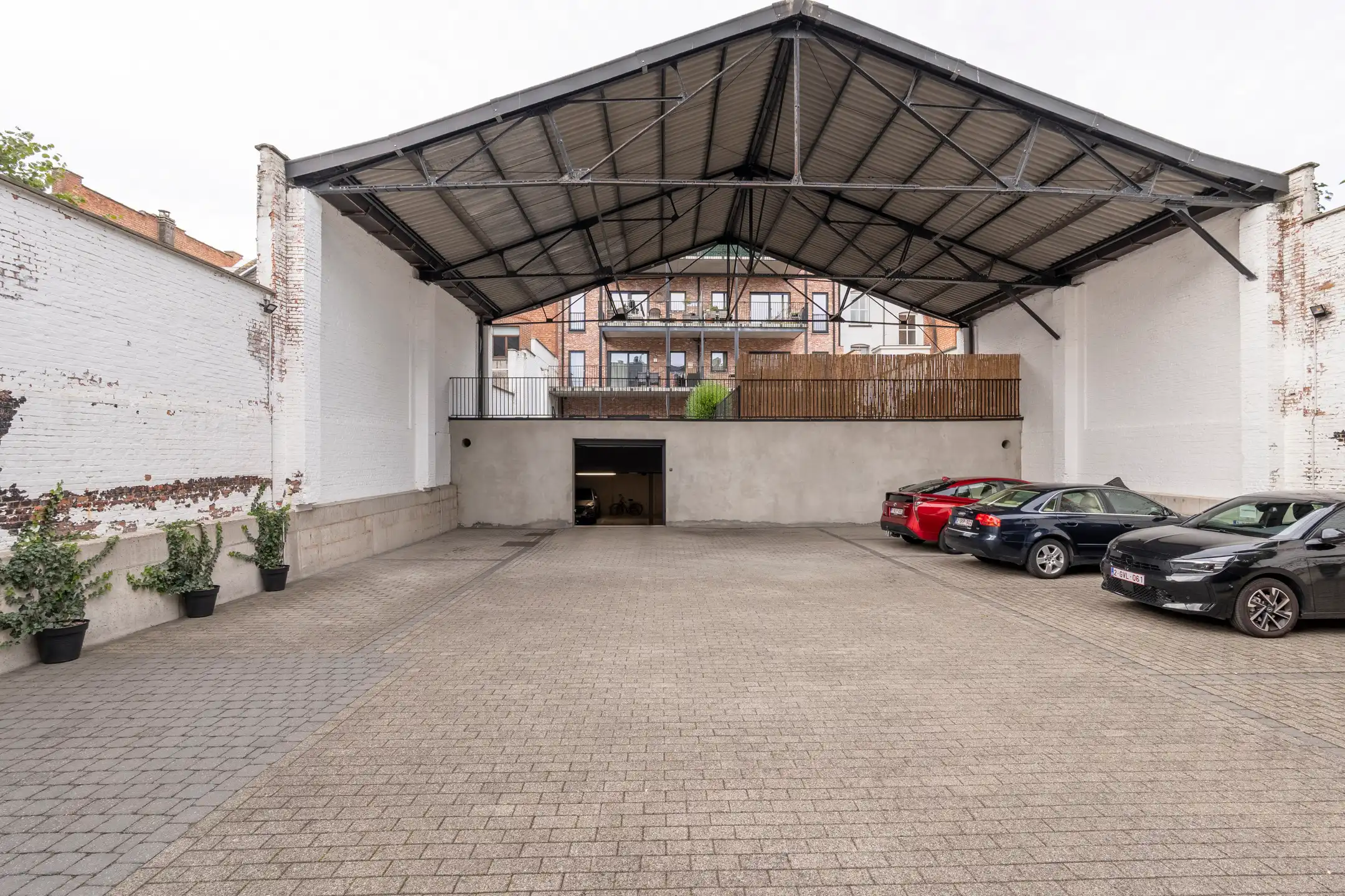 Instapklaar appartement met terras en ondergrondse parking foto 19