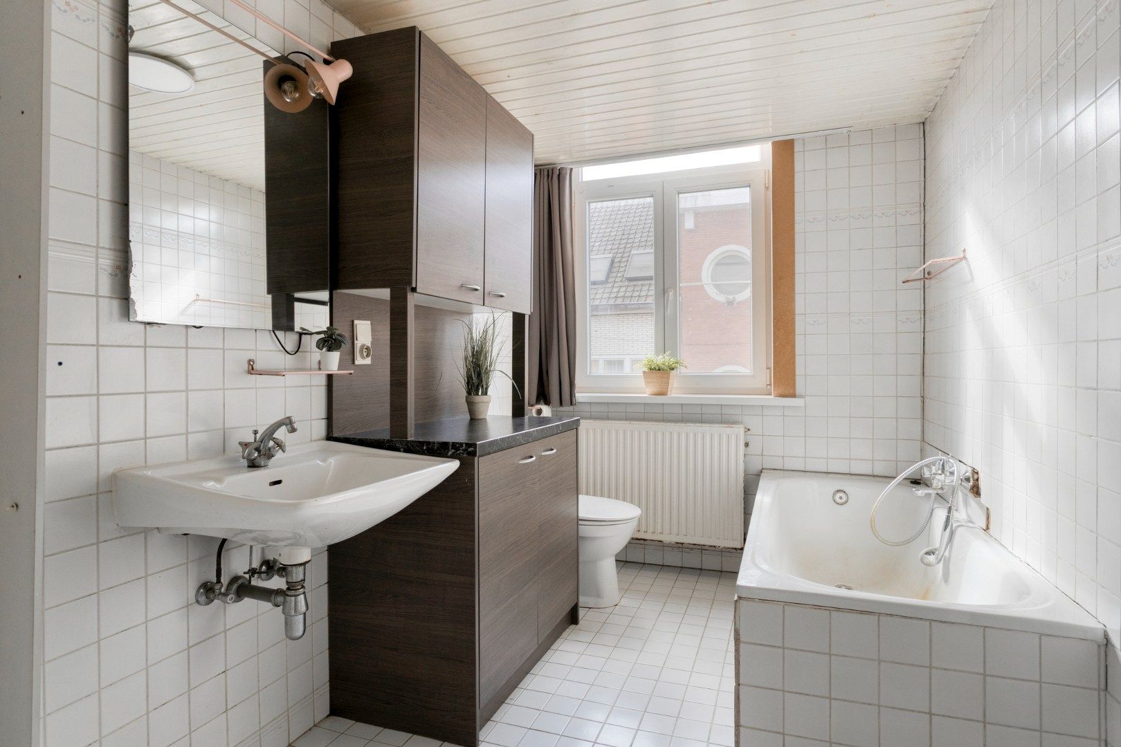 Herenwoning met naastliggend pand in centrum Lauwe! foto 13