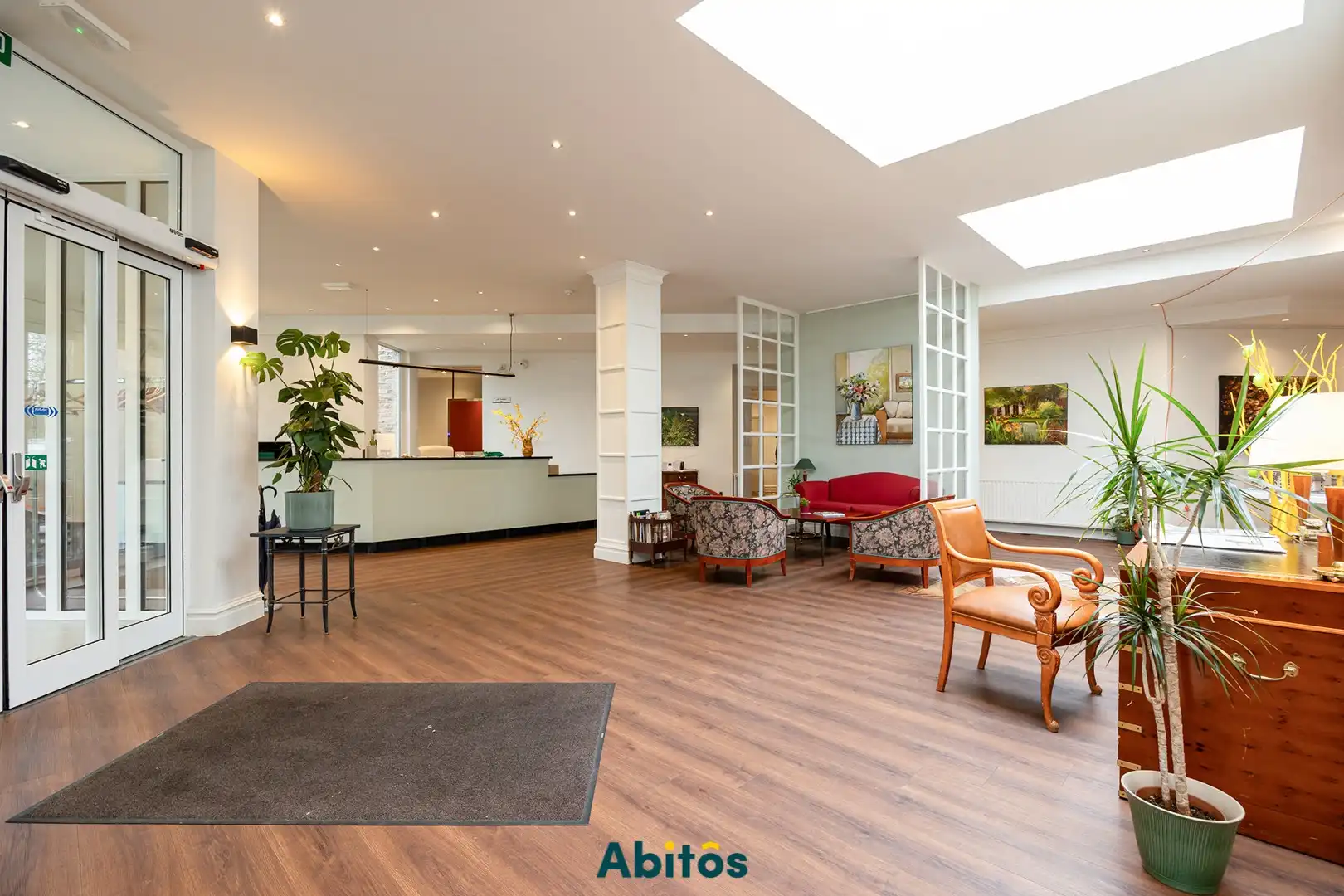 Appartement met hotelfaciliteiten en zwembad in Residentie Mayflower foto 11