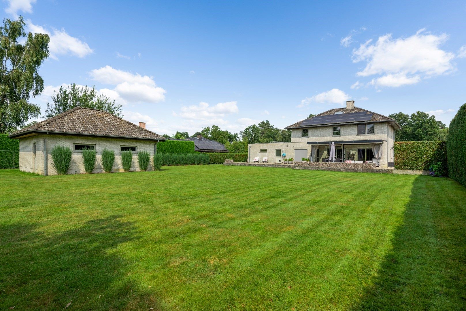 IN OPTIE. Moderne, luxueuze villa op 2115m² foto 2