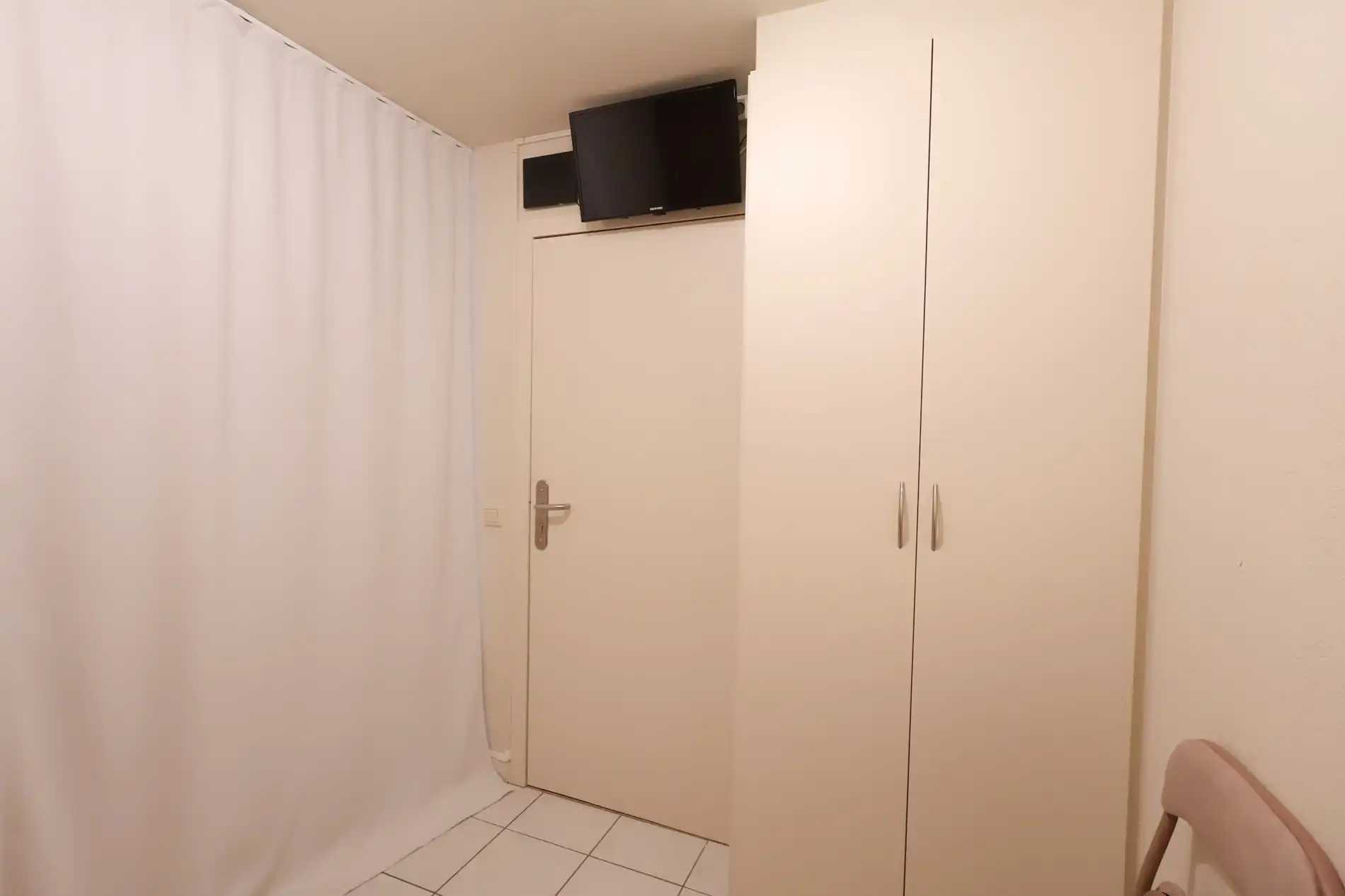 Gezellige, instapklare studio te koop in Oostduinkerke-Bad foto 8