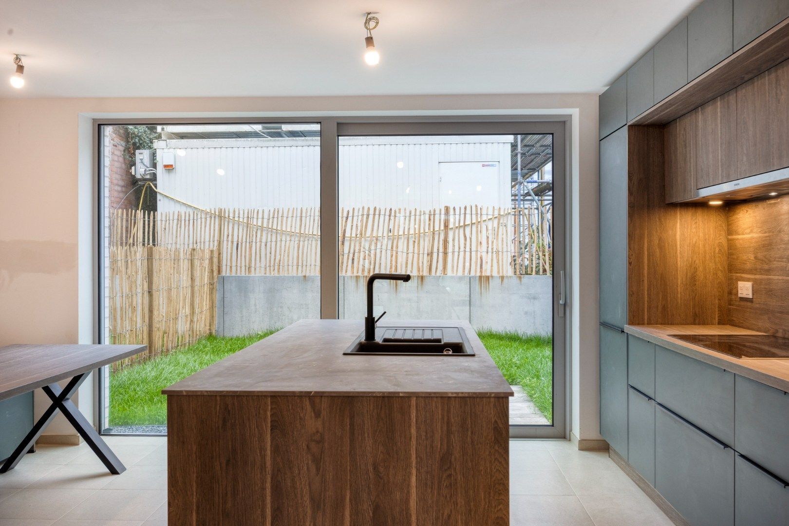 Verkoop onder registratierechten! Nieuwbouwwoning met 3 slaapkamers, 3 badkamers, tuin, terras en autostaanplaats in Tienen – EPC 27 kWh/m² - bewoonbare opp. 17 foto 9