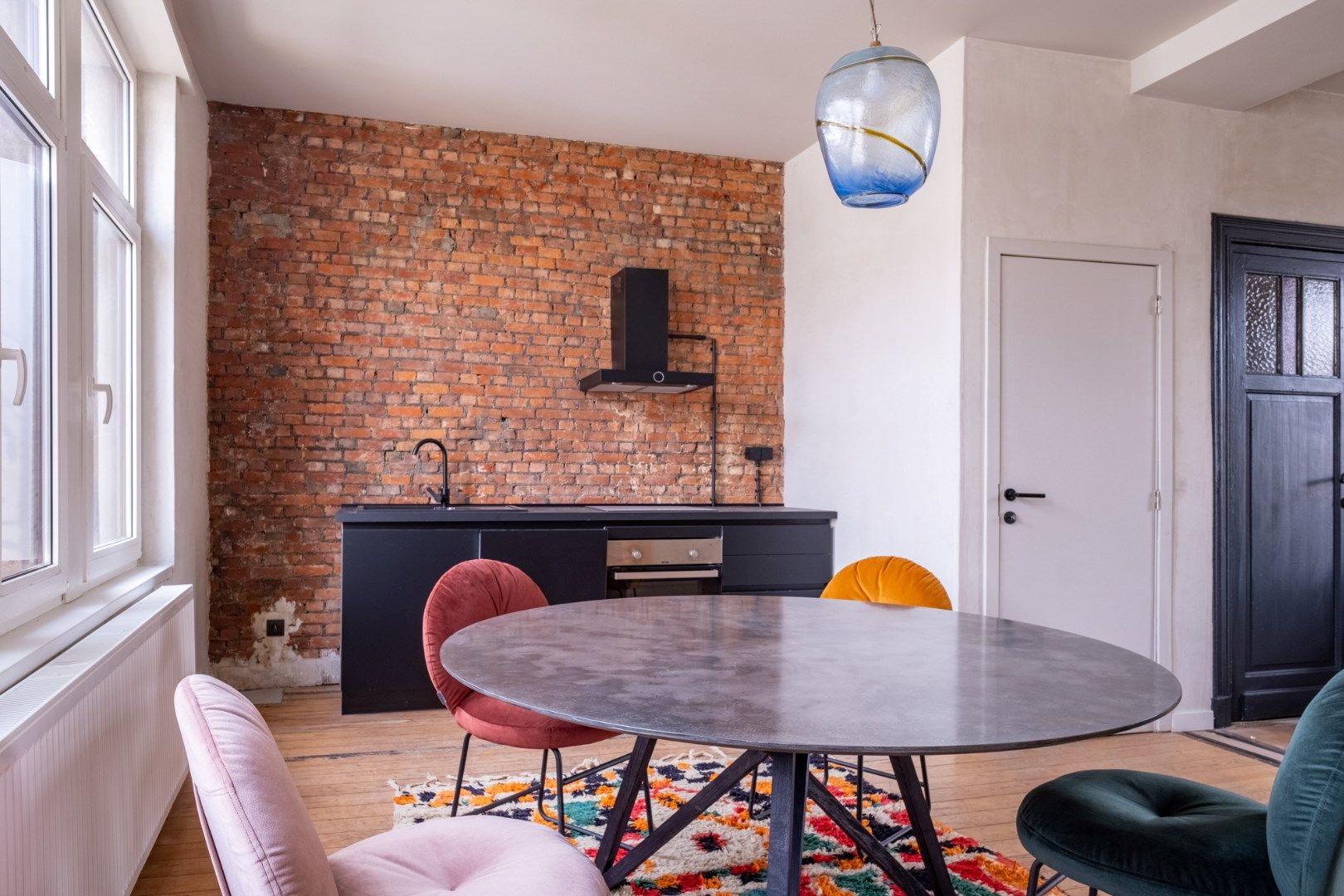 Charmant duplex appartement in authentiek gebouw foto 8