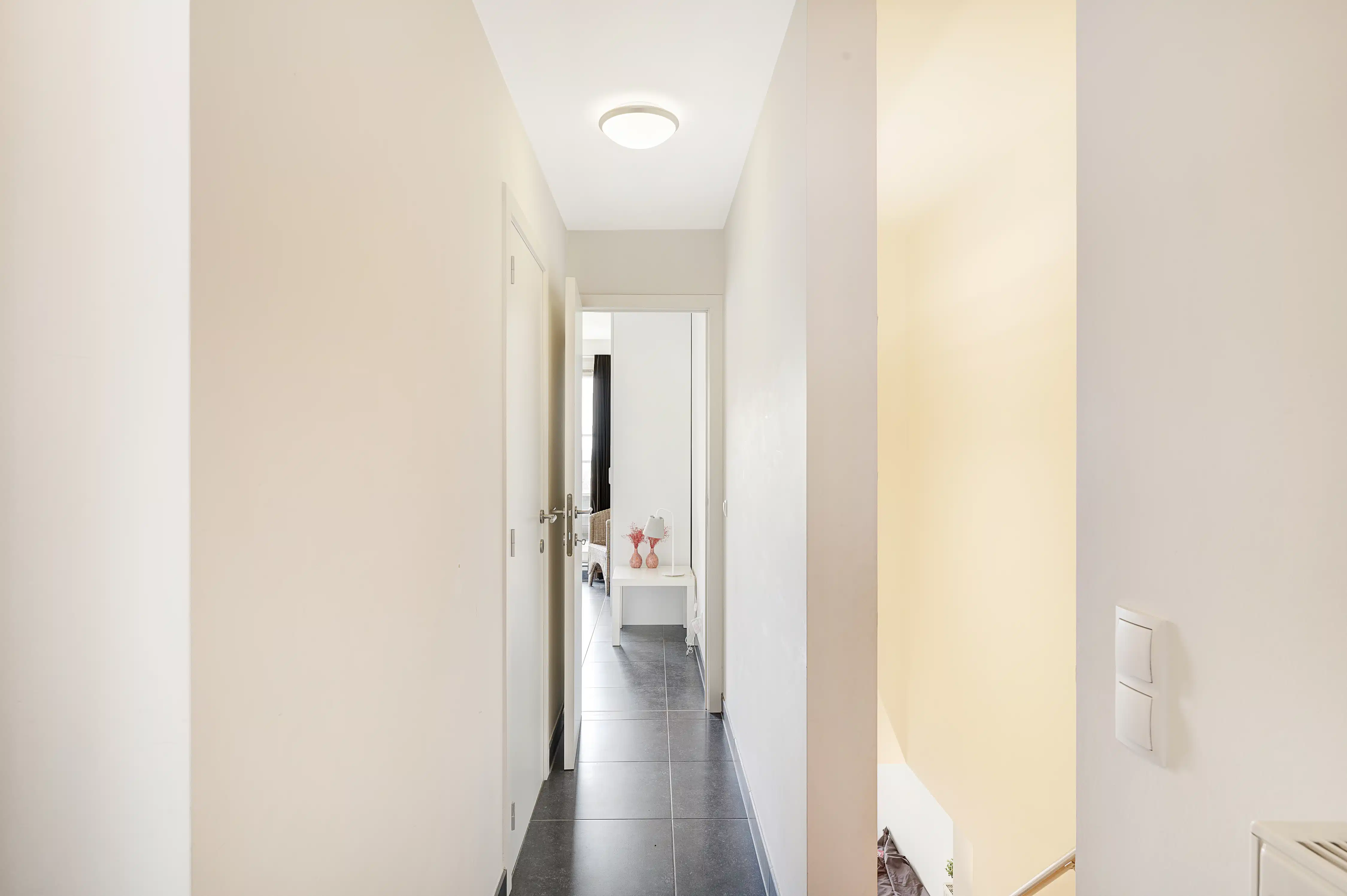 Ruim Duplex appartement op enkele passen van de Zeedijk te Duinbergen foto 16