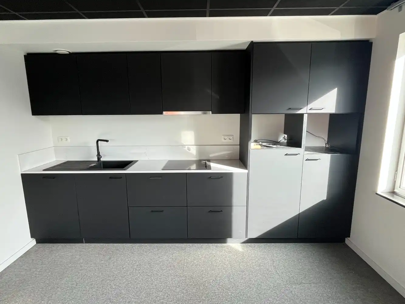 629m² kantoren foto 11