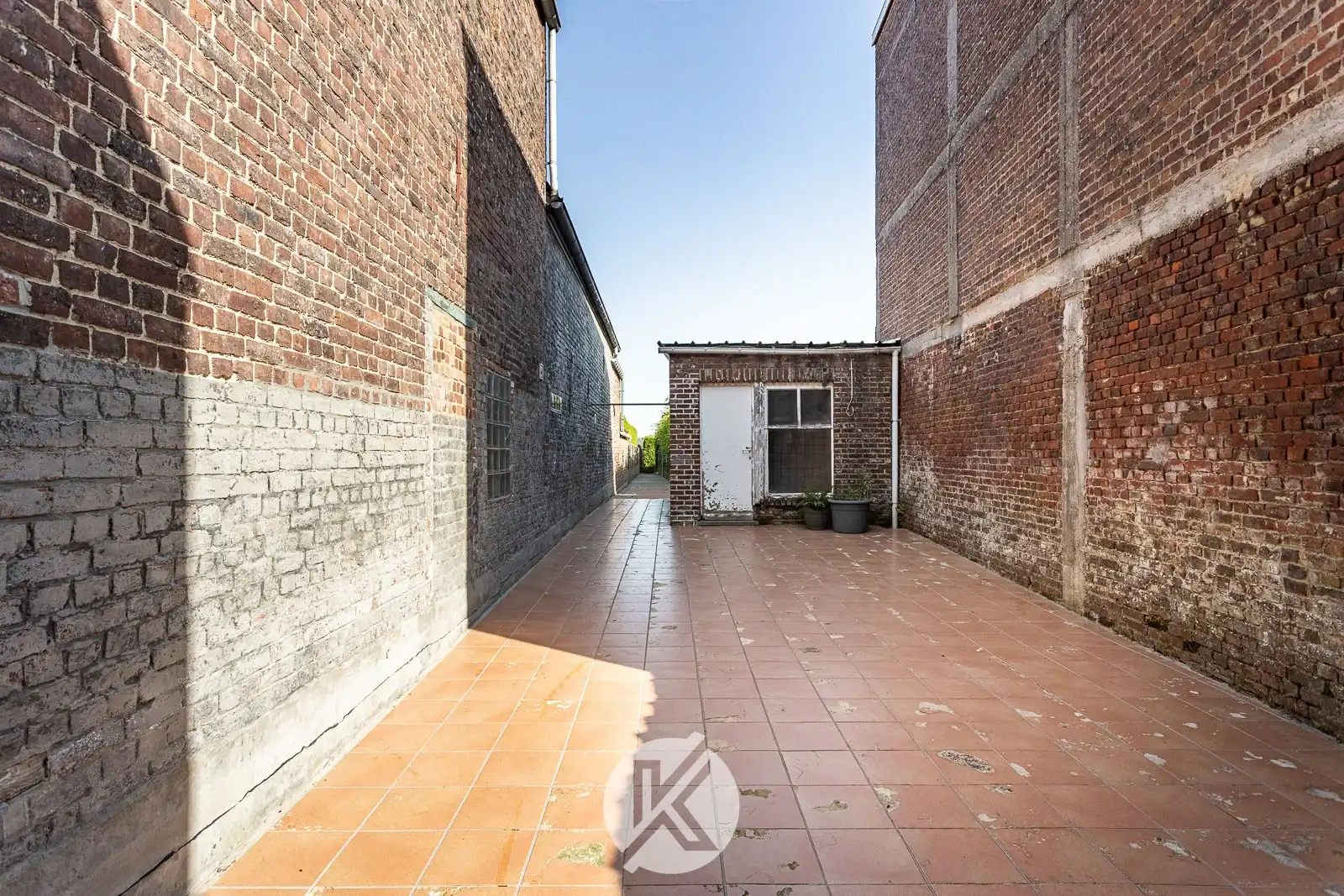 Handelsruimte met bel-etagewoning op charmante ligging foto 20